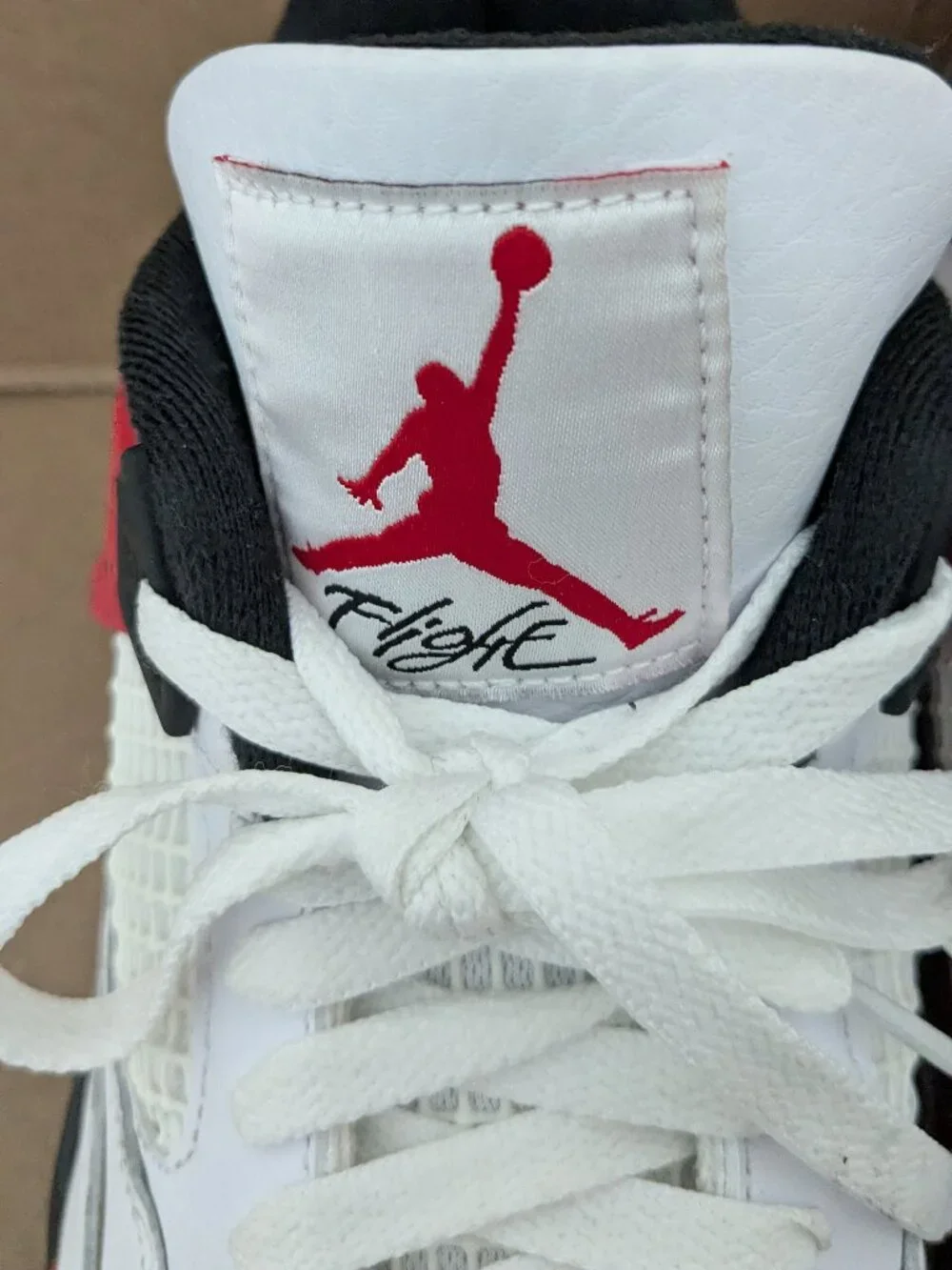 Jordan 4 Retro Red Cement Men's Size 10.5  DH6927-161